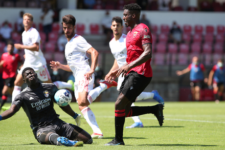 Sport Lisboa E Benfica B Estadisticas Titulos Titulos Historia Goles Proximos Partidos Resultados Noticias Videos Fotos Plantilla Ceroacero Es