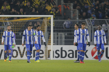 Borussia Dortmund x FC Porto - Europa League 2015/2016 - 1/16 de Final | 1 MoJornada 7