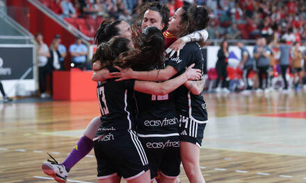 Liga Feminina Placard Futsal 23/24 | Benfica x Nunlvares (Final 1)
