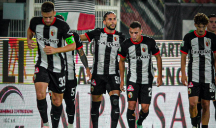 Atanas Iliev (Ascoli Calcio 1898) looks on during AC Monza vs