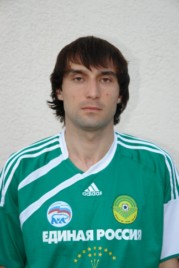 Roman Uzdenov (KAZ)