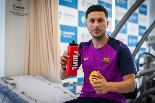 Exmenes mdicos completados, anuncio pendiente: Roony Bardghji ya est en Barcelona