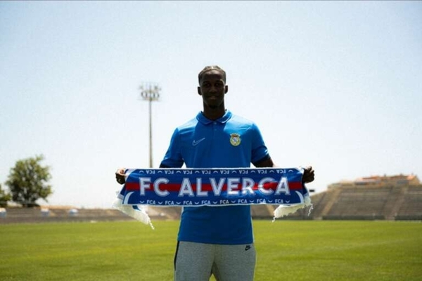 Alverca anuncia oficialmente a Chiquinho, ex-Wolverhampton