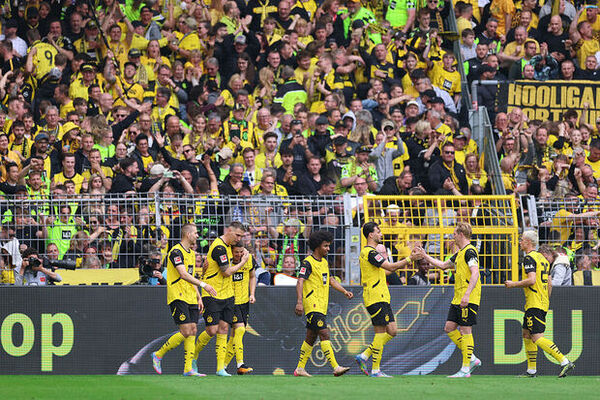 Borussia Dortmund con control total