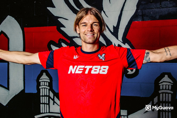 Borna Sosa ficha por el Crystal Palace