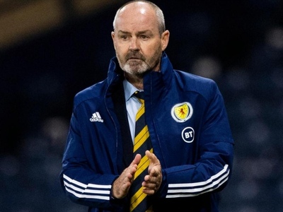 Steve Clarke (SCO)