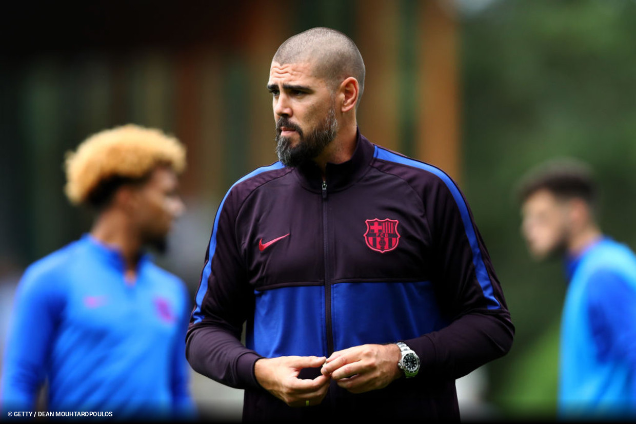 Solo dur cuatro partidos: Vctor Valds deja el vila